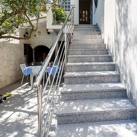 In Top Apartman Trogir